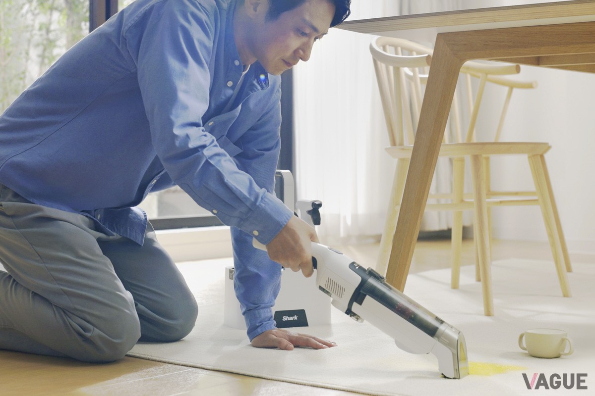 ジュース、コーヒー、ワイン、ペットの粗相や足跡、絵具などの汚れに加え、古いシミ汚れにも対応
