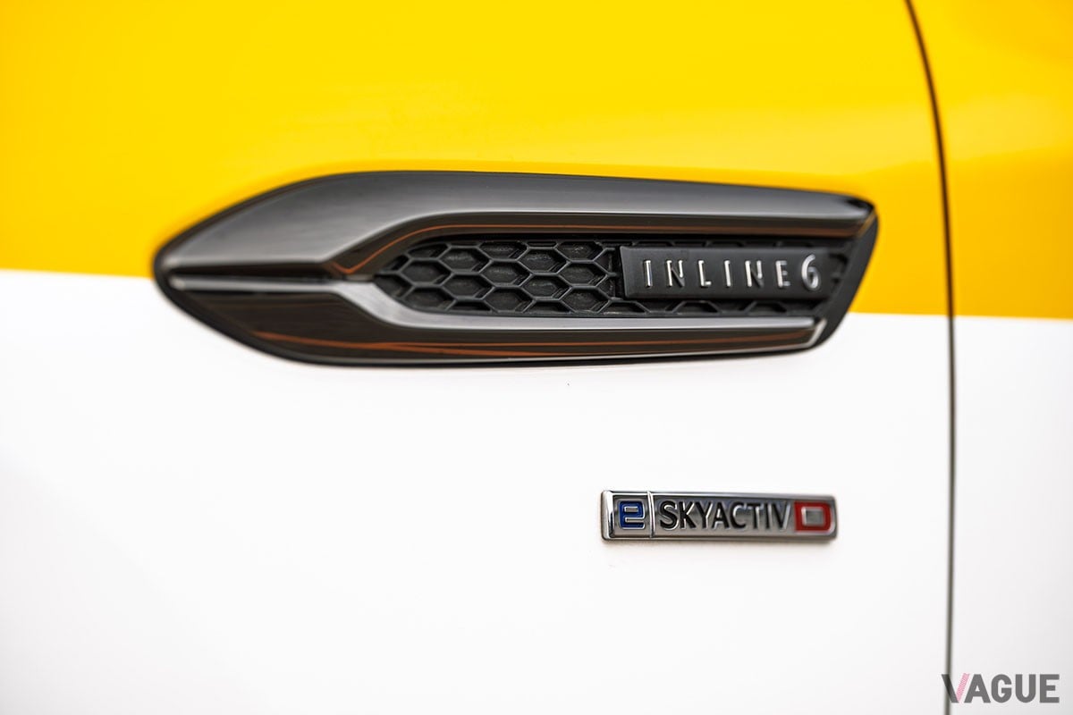 マツダ「CX-80」の道路パトロールカー