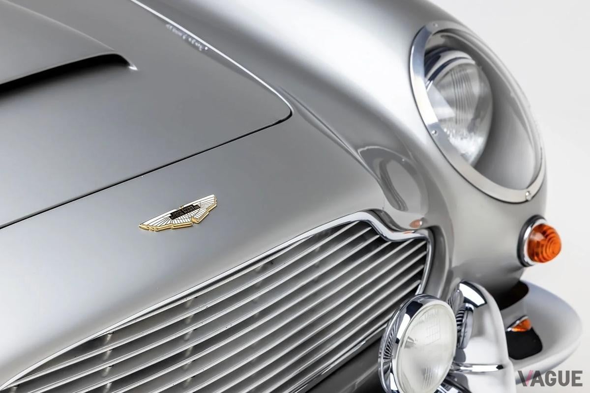 ビートルズやミック・ジャガーも愛した“ボンドカー” 60年前の「DB5