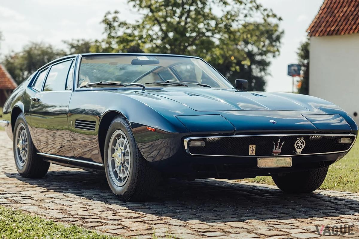オークションに出品される1969年式マセラティ「ギブリ4.9SSクーペ」