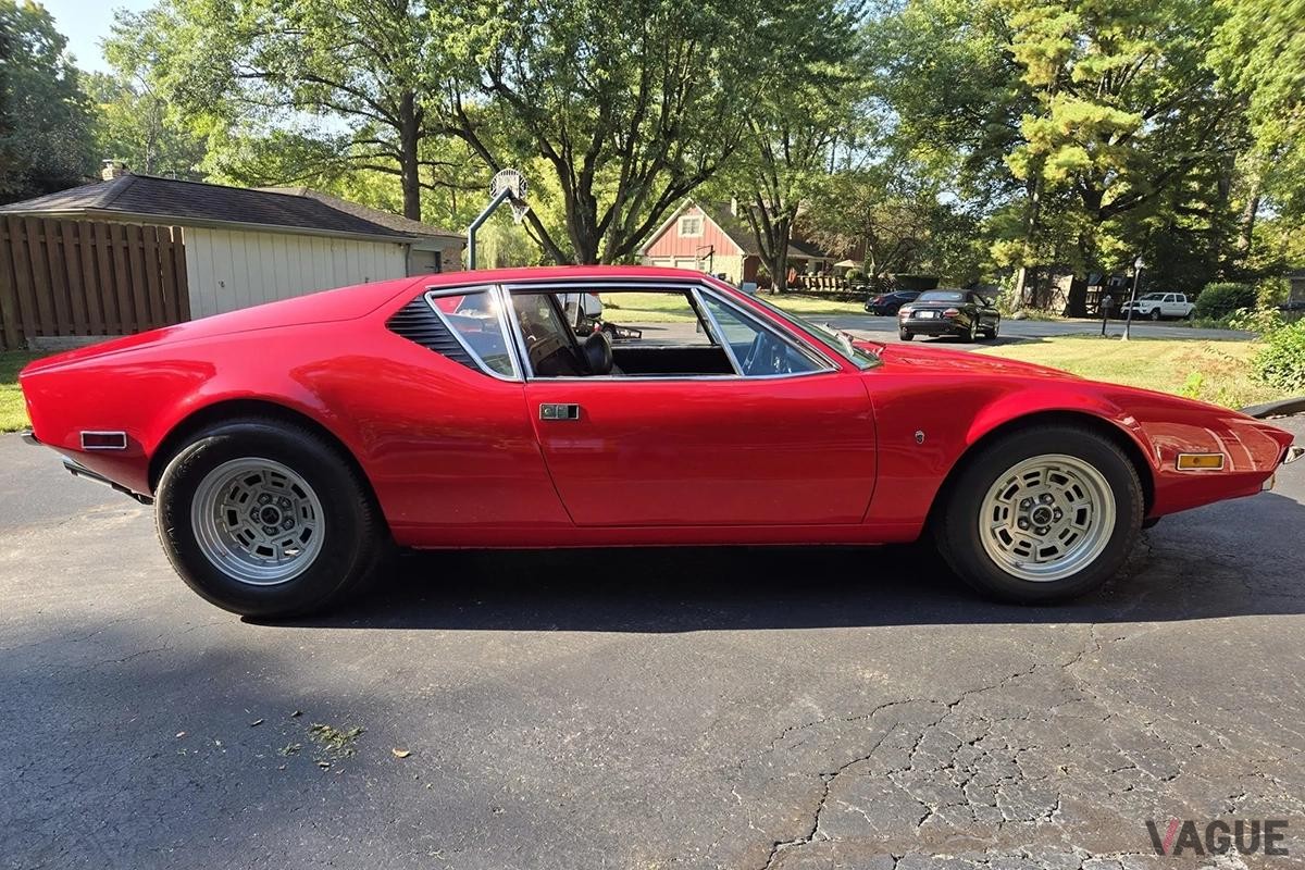 オークションに出品された1974年式デ・トマソ「パンテーラ」