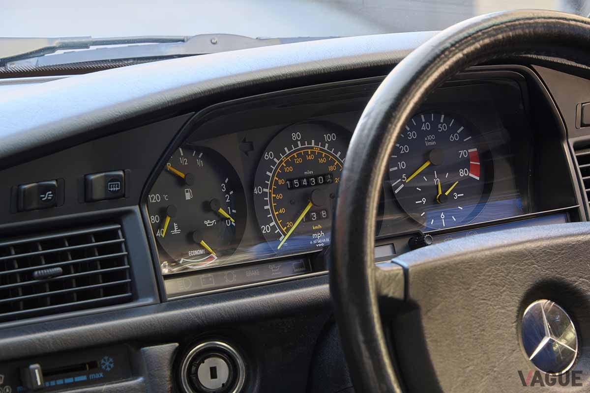 オークションに出品され高値落札された1985年式メルセデス・ベンツ「190E 2.3-16」Darren Capp(c)2025 Courtesy of RM Sotheby's