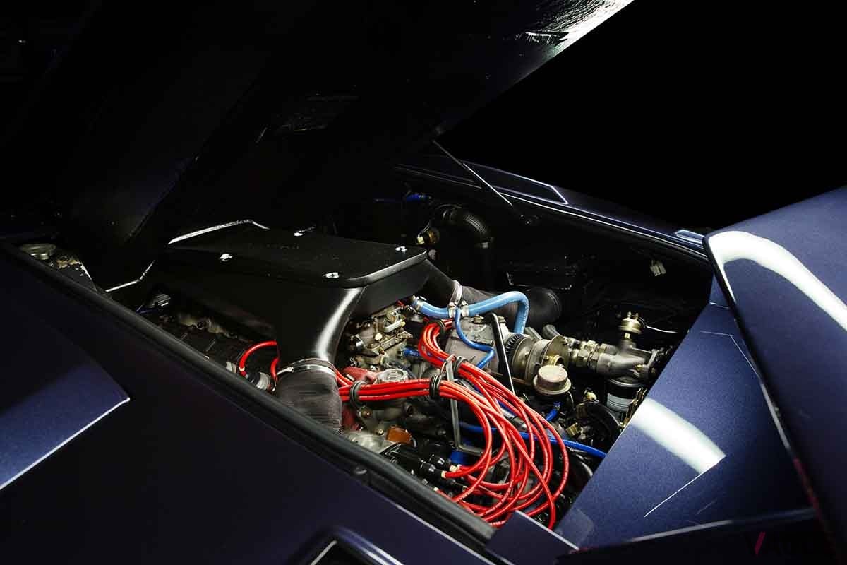 オークションに出品予定の1988年式ランボルギーニ「カウンタック5000クワトロバルボーレ」Tom Gidden(c)2025 Courtesy of RM Sotheby's