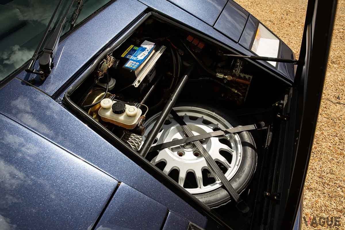 オークションに出品予定の1988年式ランボルギーニ「カウンタック5000クワトロバルボーレ」Tom Gidden(c)2025 Courtesy of RM Sotheby's