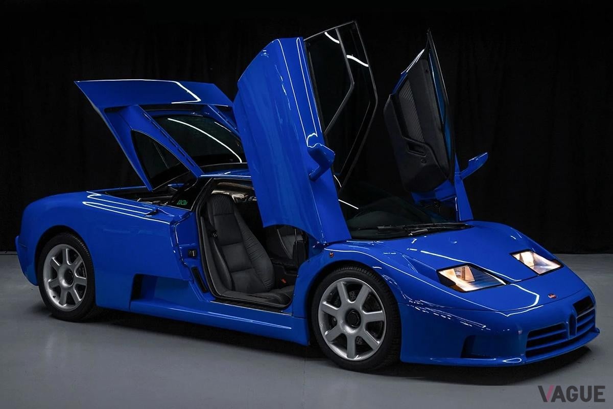 2025年10月に開催されたブロードアロー・オークションで高値で落札された1992年製ブガッティ「EB110 GT」