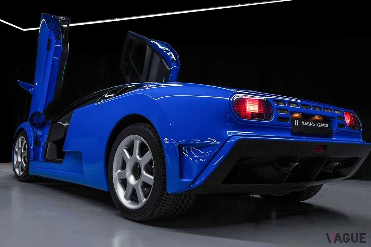 2025年10月に開催されたブロードアロー・オークションで高値で落札された1992年製ブガッティ「EB110 GT」