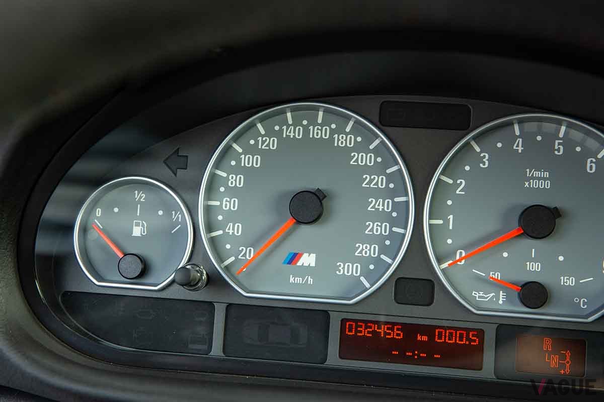 M3史上最高のモデルといわれる 22年前のE46軽量仕様 BMW「M3 CSL」がオークションに登場 気になる落札予想価格は