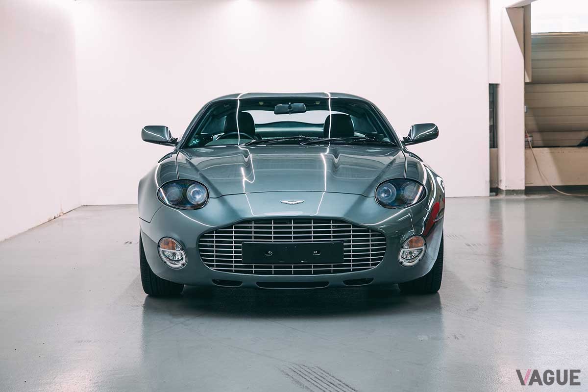 オークションに出品される予定の2004年式アストンマーティン「DB7ザガート」David Fierlinger(c)2025 Courtesy of RM Sotheby's