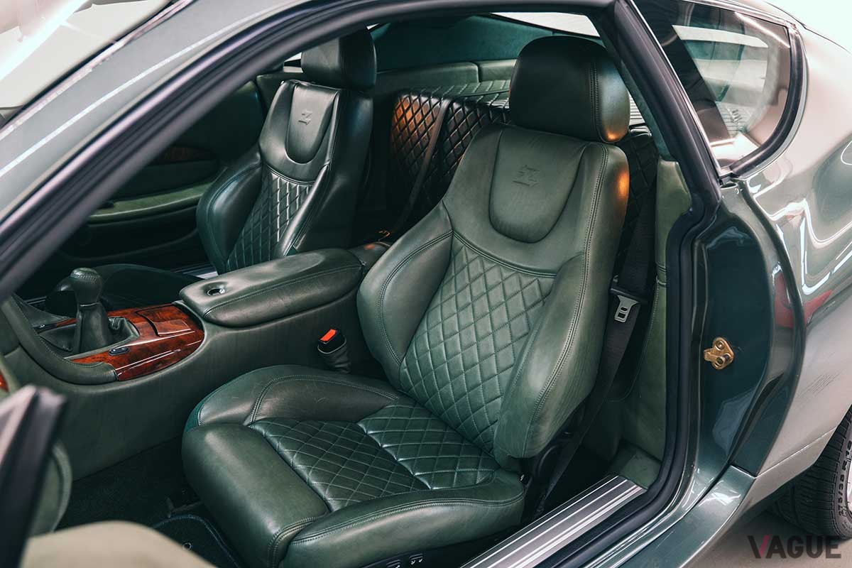 オークションに出品される予定の2004年式アストンマーティン「DB7ザガート」David Fierlinger(c)2025 Courtesy of RM Sotheby's