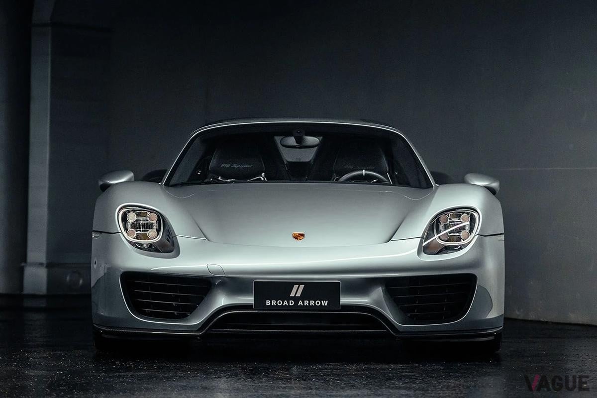 スイス・チューリッヒで開催されたブロードアローオークションに出品され落札された2015年式ポルシェ「918スパイダー」