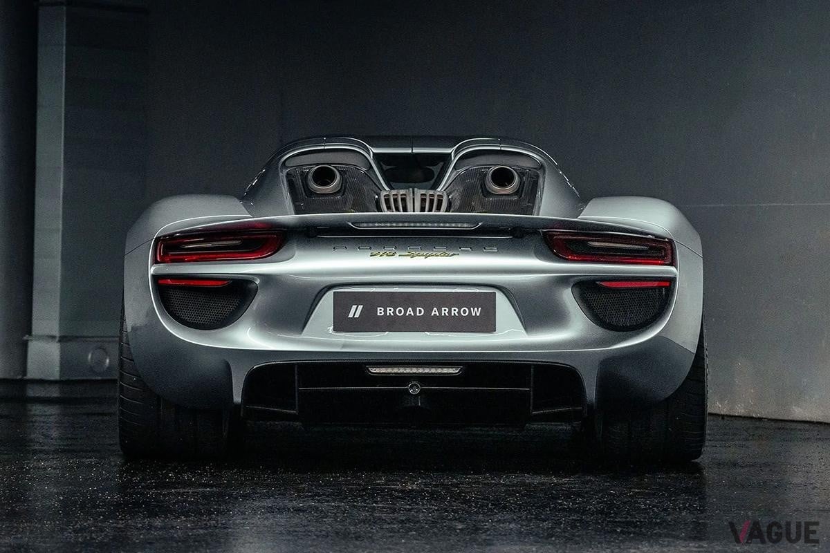 スイス・チューリッヒで開催されたブロードアローオークションに出品され落札された2015年式ポルシェ「918スパイダー」