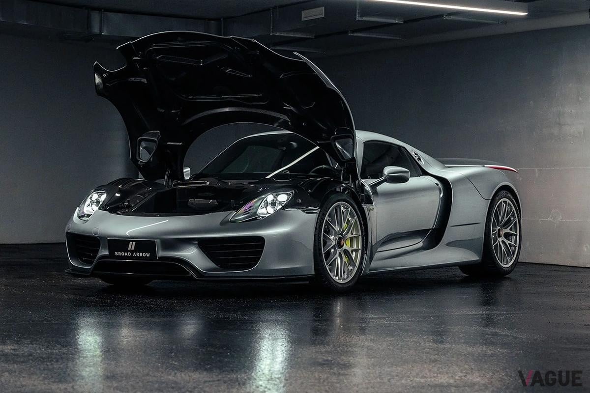 スイス・チューリッヒで開催されたブロードアローオークションに出品され落札された2015年式ポルシェ「918スパイダー」