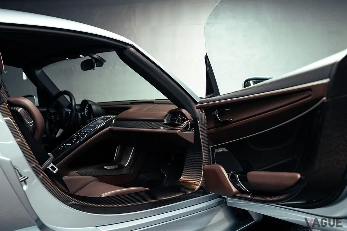 スイス・チューリッヒで開催されたブロードアローオークションに出品され落札された2015年式ポルシェ「918スパイダー」