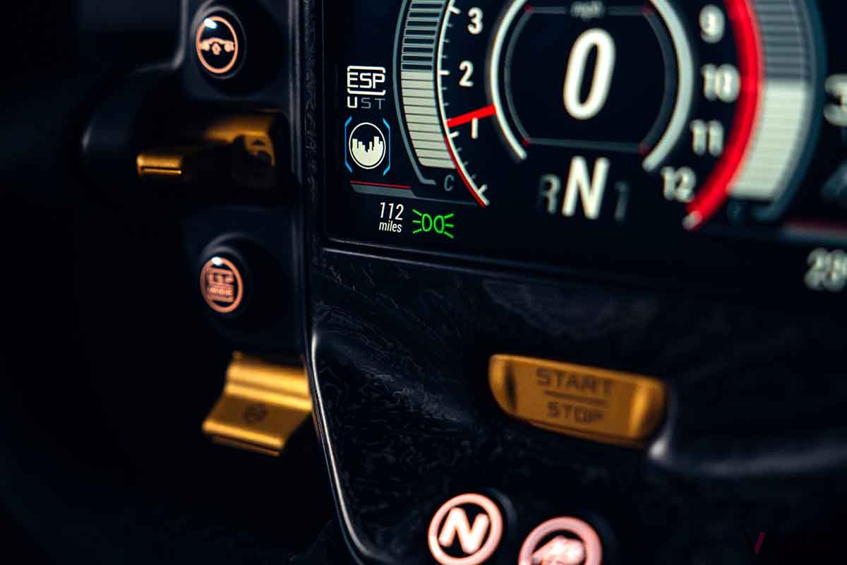 オークションに出品予定の2024年式アストンマーティン「ヴァルキリー」Alex　Penfold(c)2025 Courtesy of RM Sotheby's