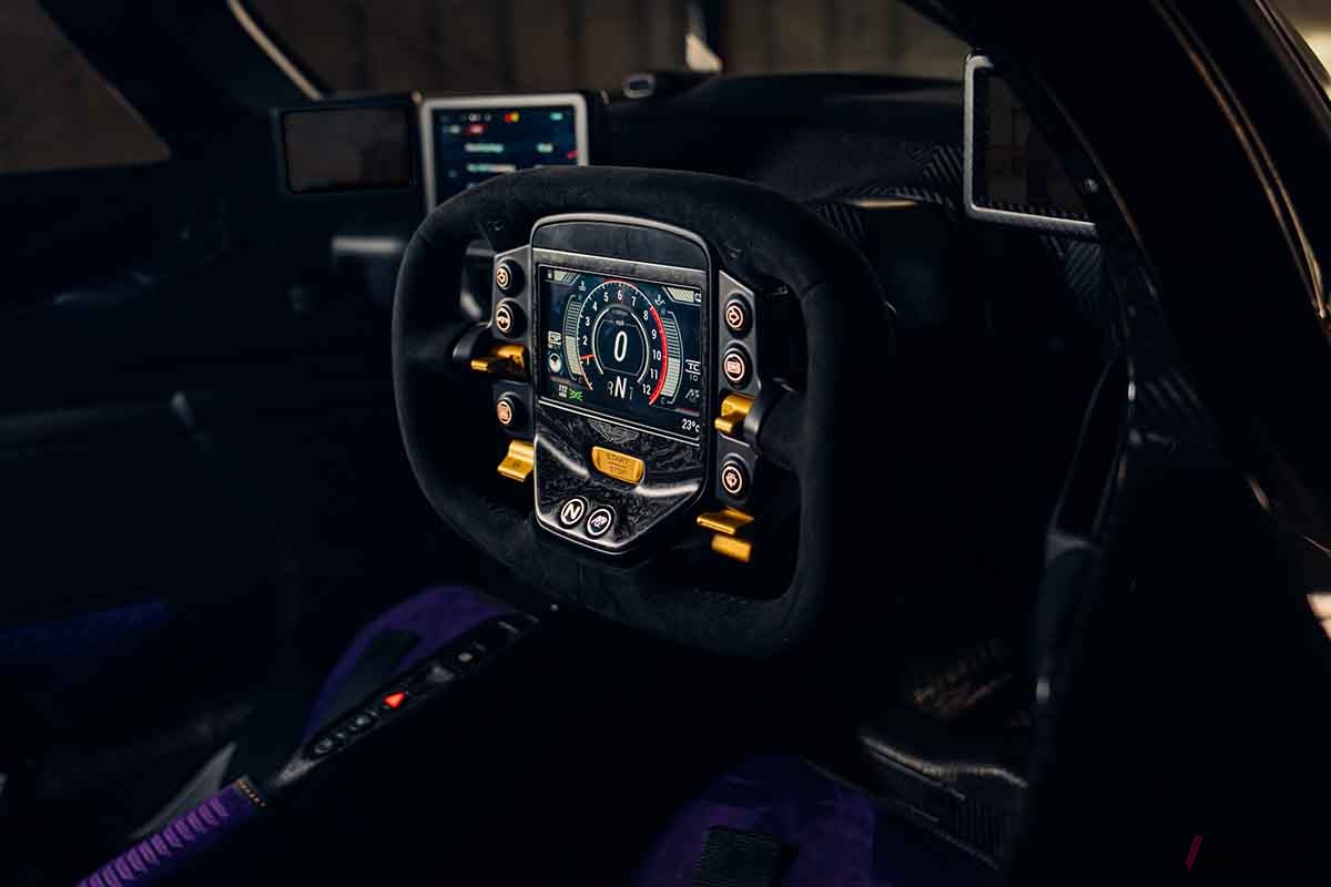 オークションに出品予定の2024年式アストンマーティン「ヴァルキリー」Alex　Penfold(c)2025 Courtesy of RM Sotheby's