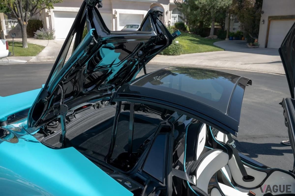 オークションに出品された2024年式マクラーレン「750S スパイダー」