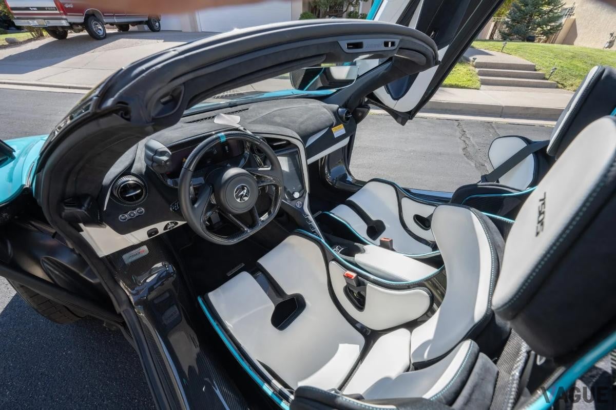 オークションに出品された2024年式マクラーレン「750S スパイダー」