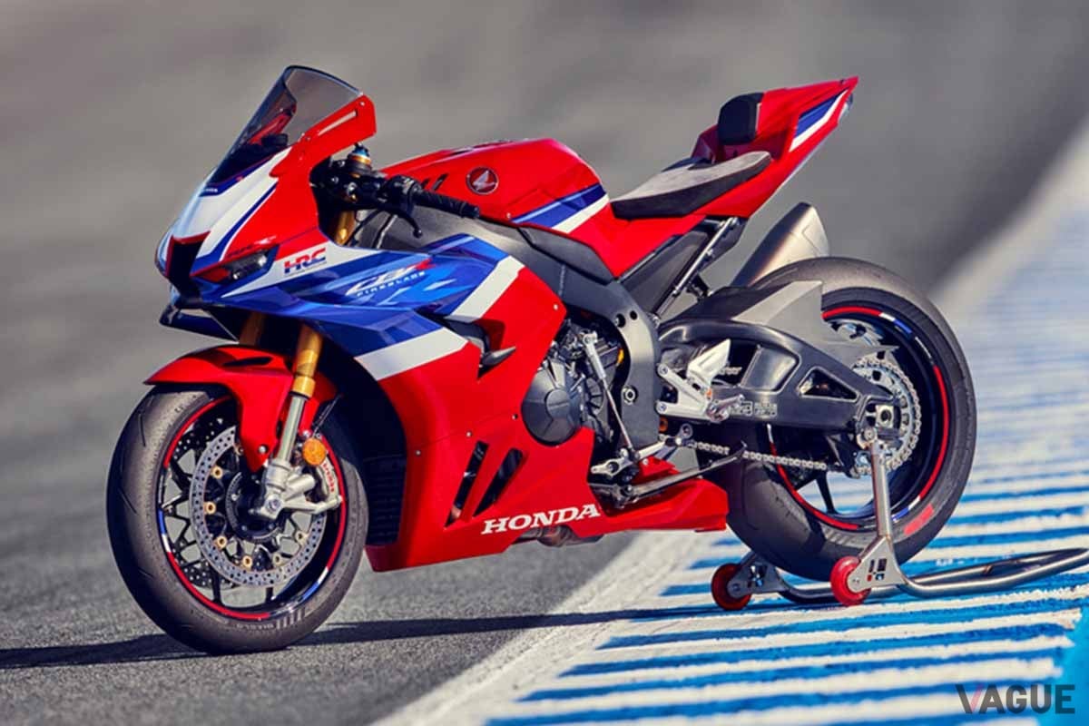 ホンダ「CBR1000RRR」