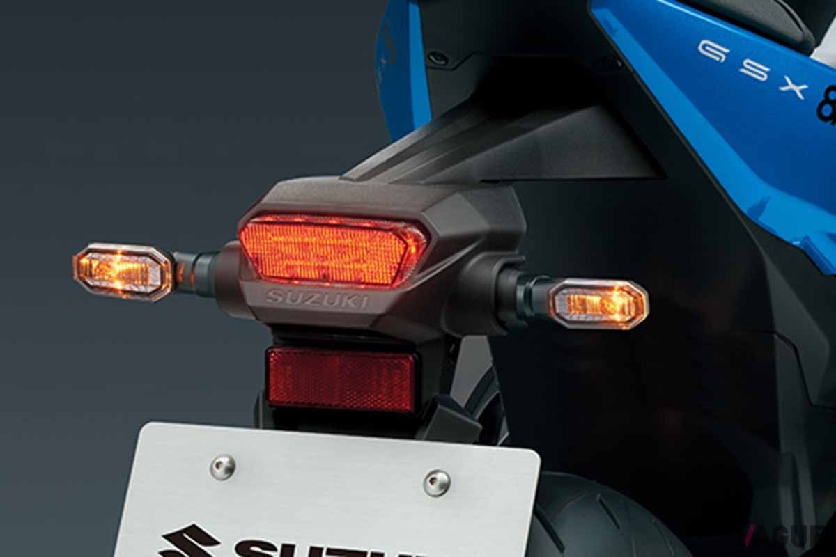 スズキ「GSX-8R」