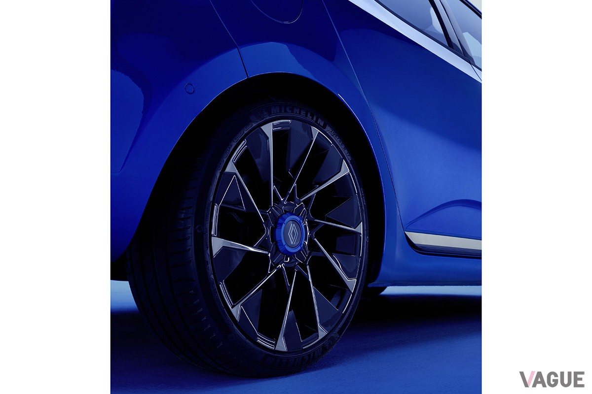 ルノー改良新型「ルーテシア」