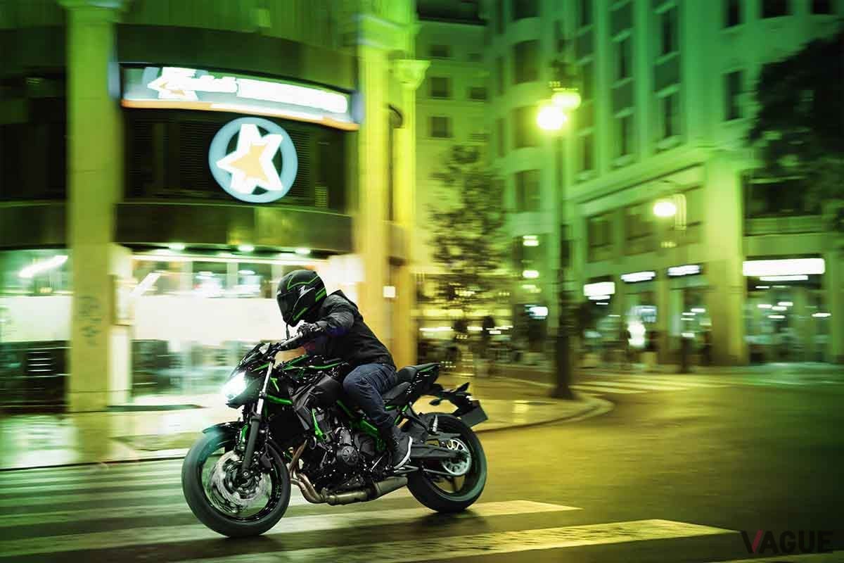 カワサキ「Z650」