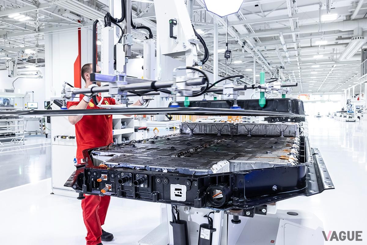 フェラーリのマラネロ本社に建つeビルディングの内部