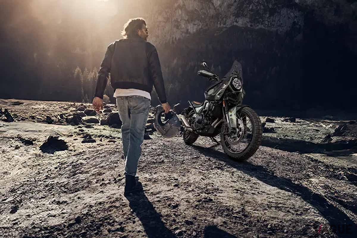 日本に導入される予定のブリクストンのADV、新型「クロスファイア500 ストー」