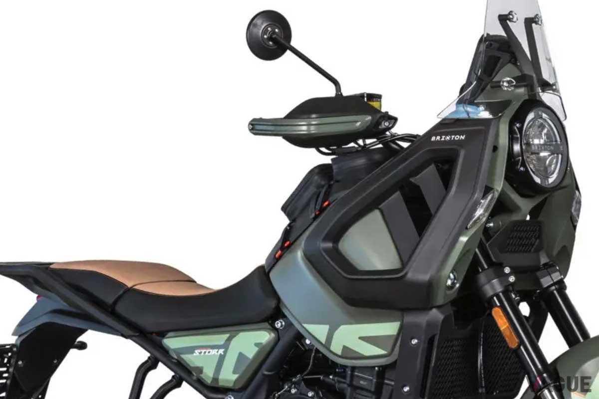 日本に導入される予定のブリクストンのADV、新型「クロスファイア500 ストー」