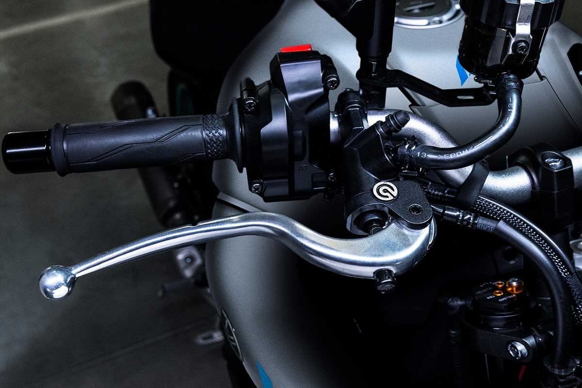 ヤマハ「MT-10」