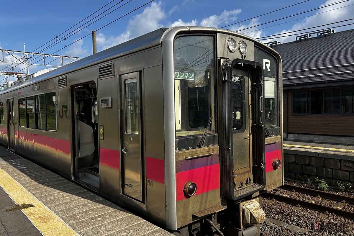 まずは青森駅から津軽線に乗り、蟹田駅へと向かう