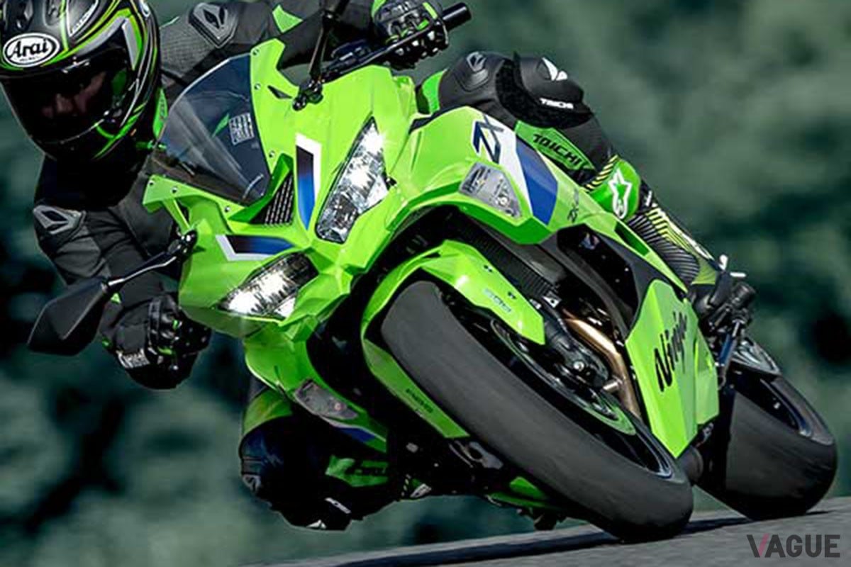 カワサキ「ニンジャ ZX-4RR」