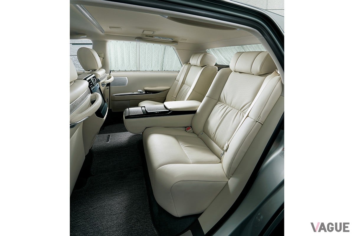 トヨタ「センチュリー」