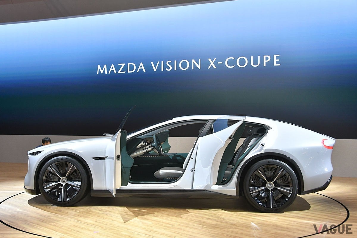 「マツダ ビジョン クロスクーペ」