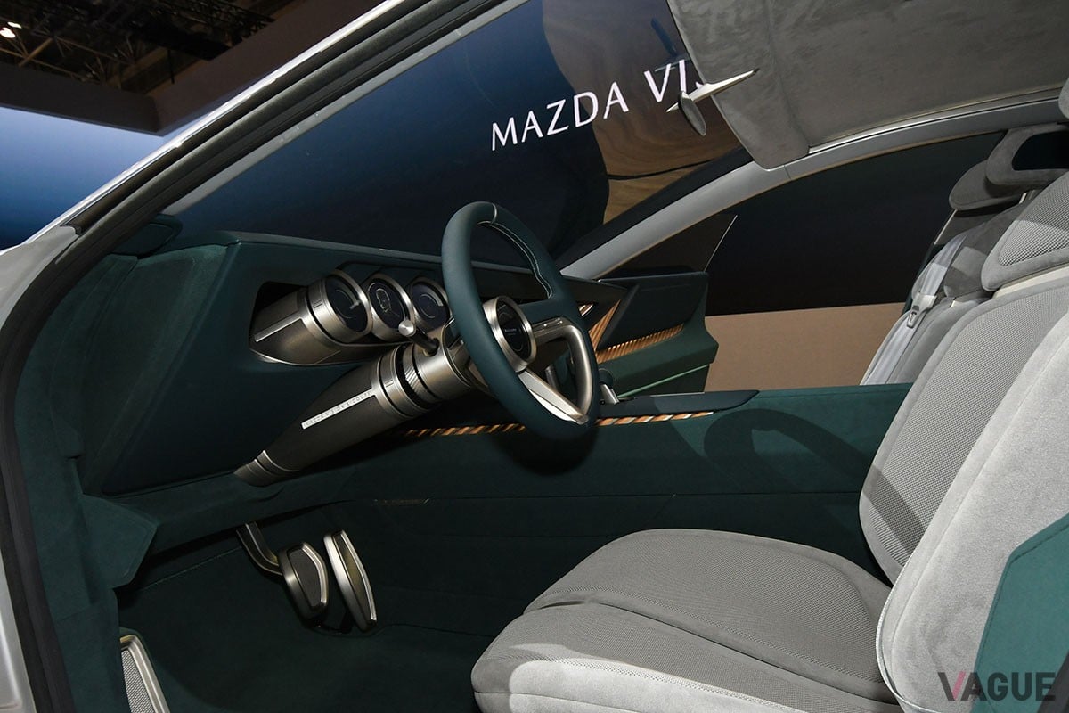 「マツダ ビジョン クロスクーペ」