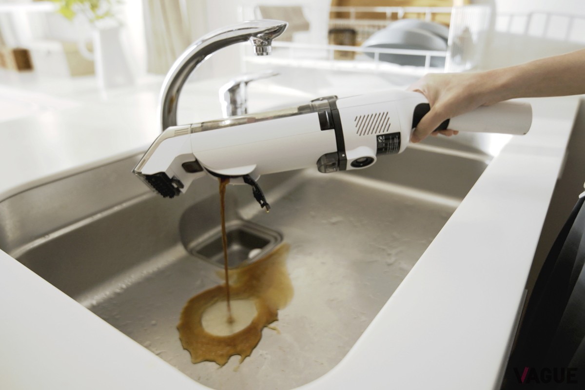 汚水タンクの排水口を開けるだけで簡単に排水できてお手入れも簡単