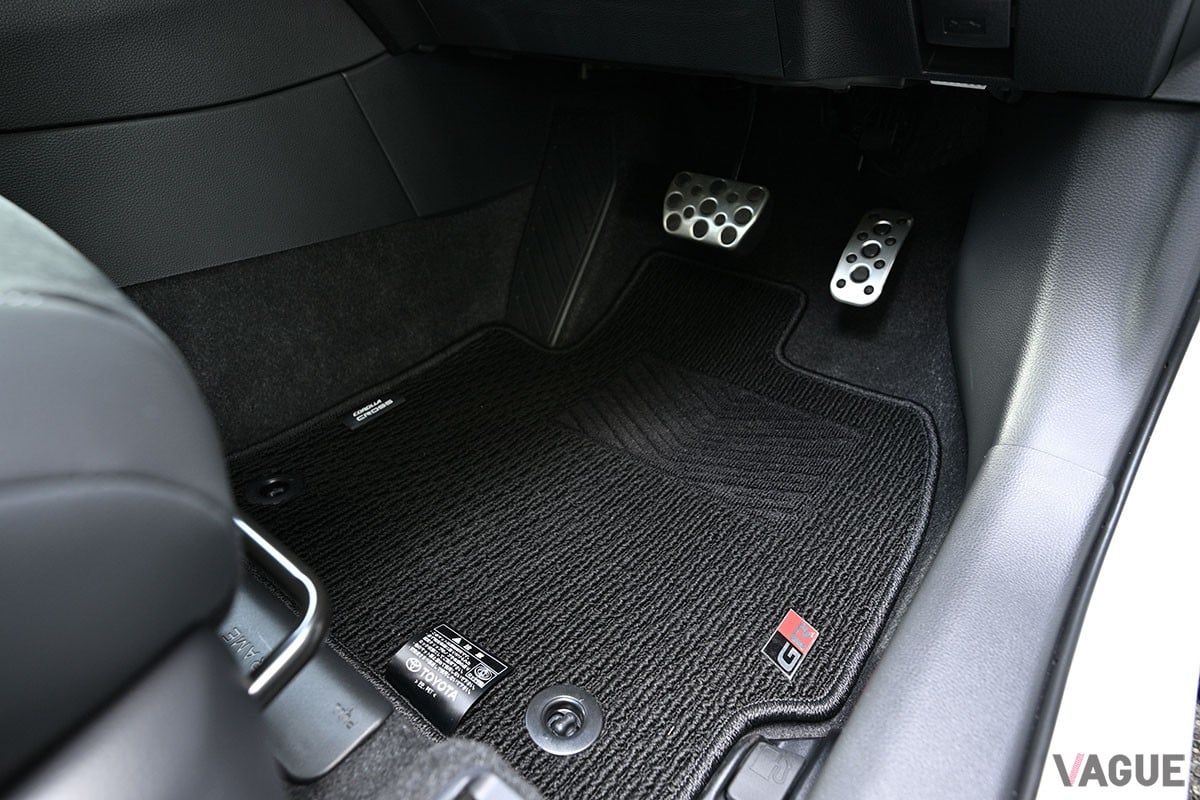 トヨタ「カローラ クロス GRスポーツ」