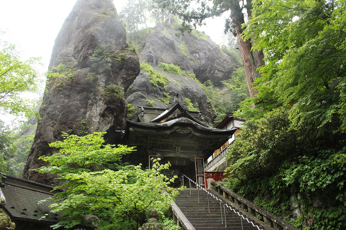 榛名神社