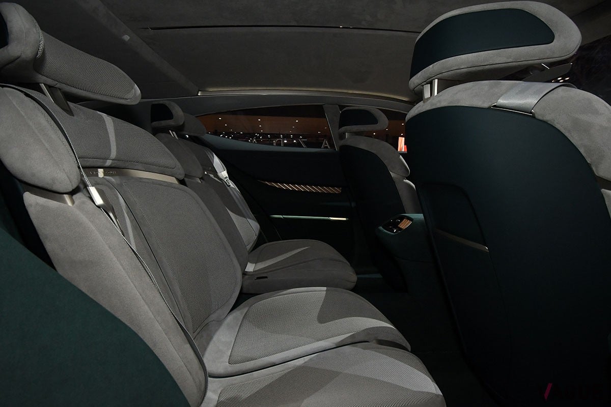 「マツダ ビジョン クロスクーペ」