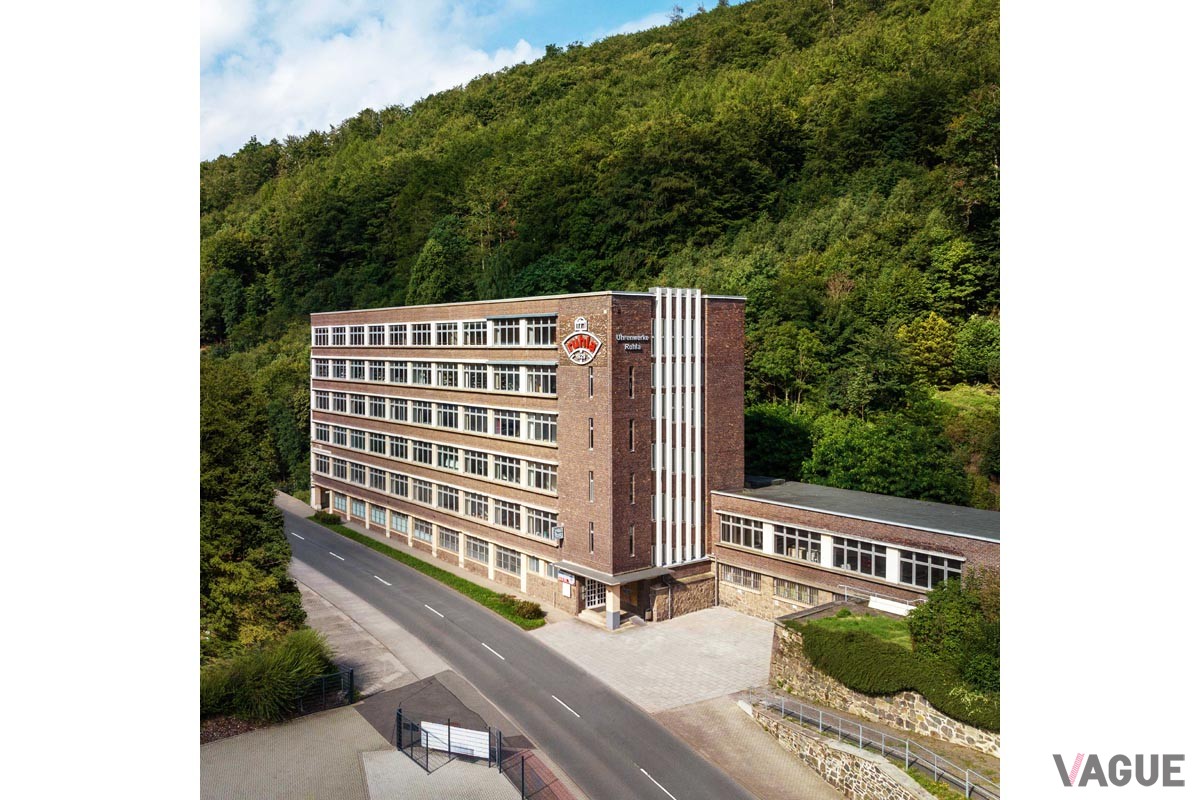 時計の製造はドイツ東部テューリンゲン州の町・ルーラで行われている