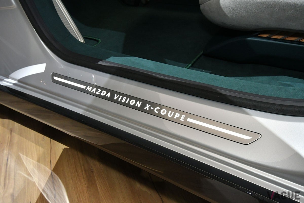 「マツダ ビジョン クロスクーペ」