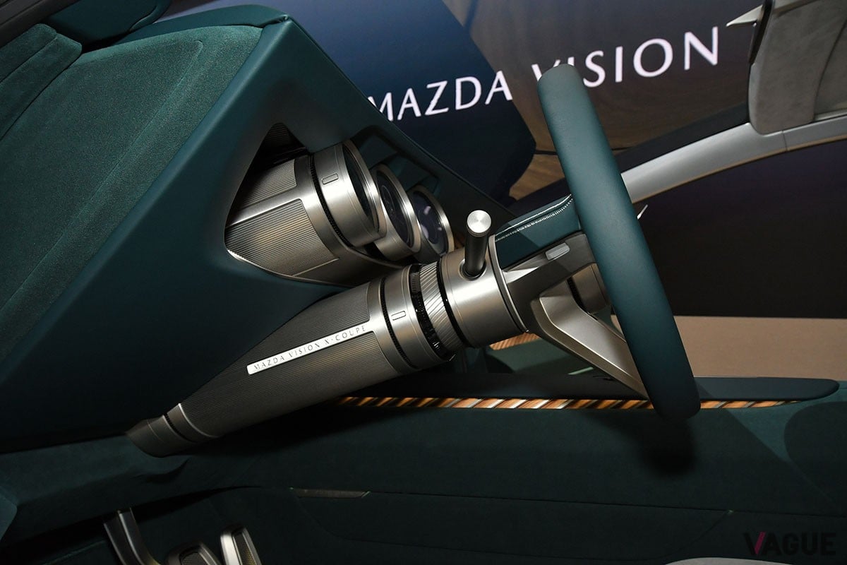 「マツダ ビジョン クロスクーペ」