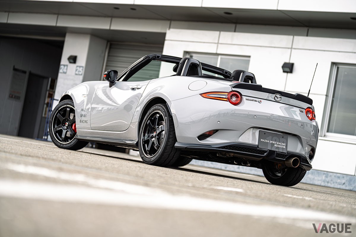「マツダ スピリットレーシング・ロードスター 12R」