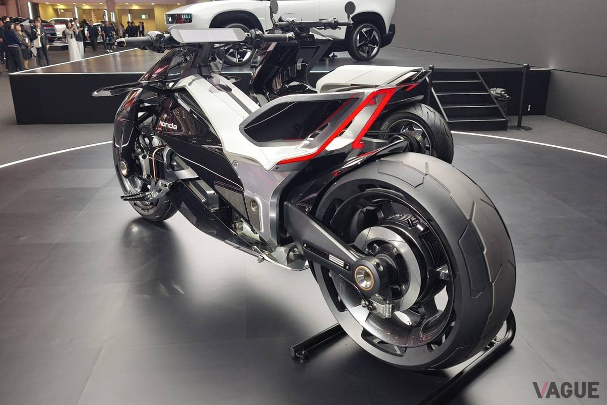 ホンダ「EV アウトライヤーコンセプト」