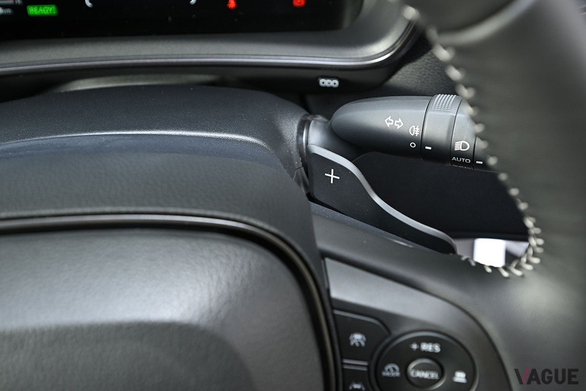 トヨタ「カローラ クロス GRスポーツ」