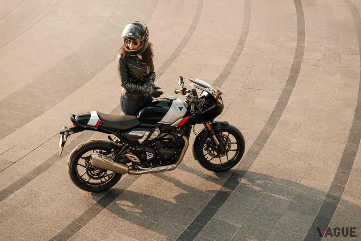 トライアンフ新型「スラクストン400」