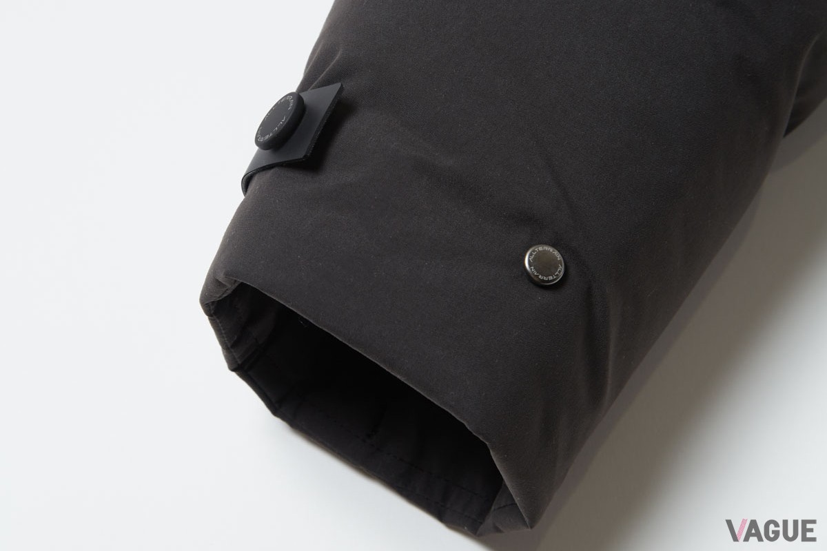GORE-TEX ENDEVOR（エボニーブラック）：17万6000円