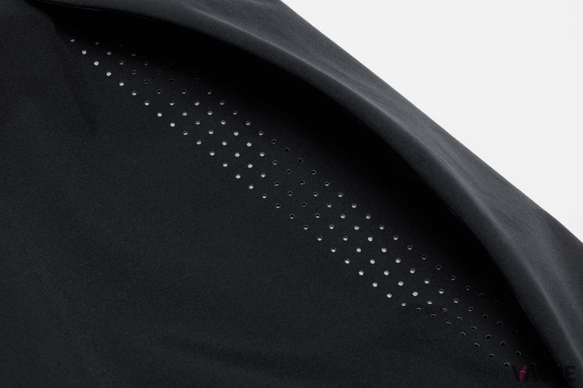 DYNAMIC VENT HARD SHELL PANTS：5万5000円