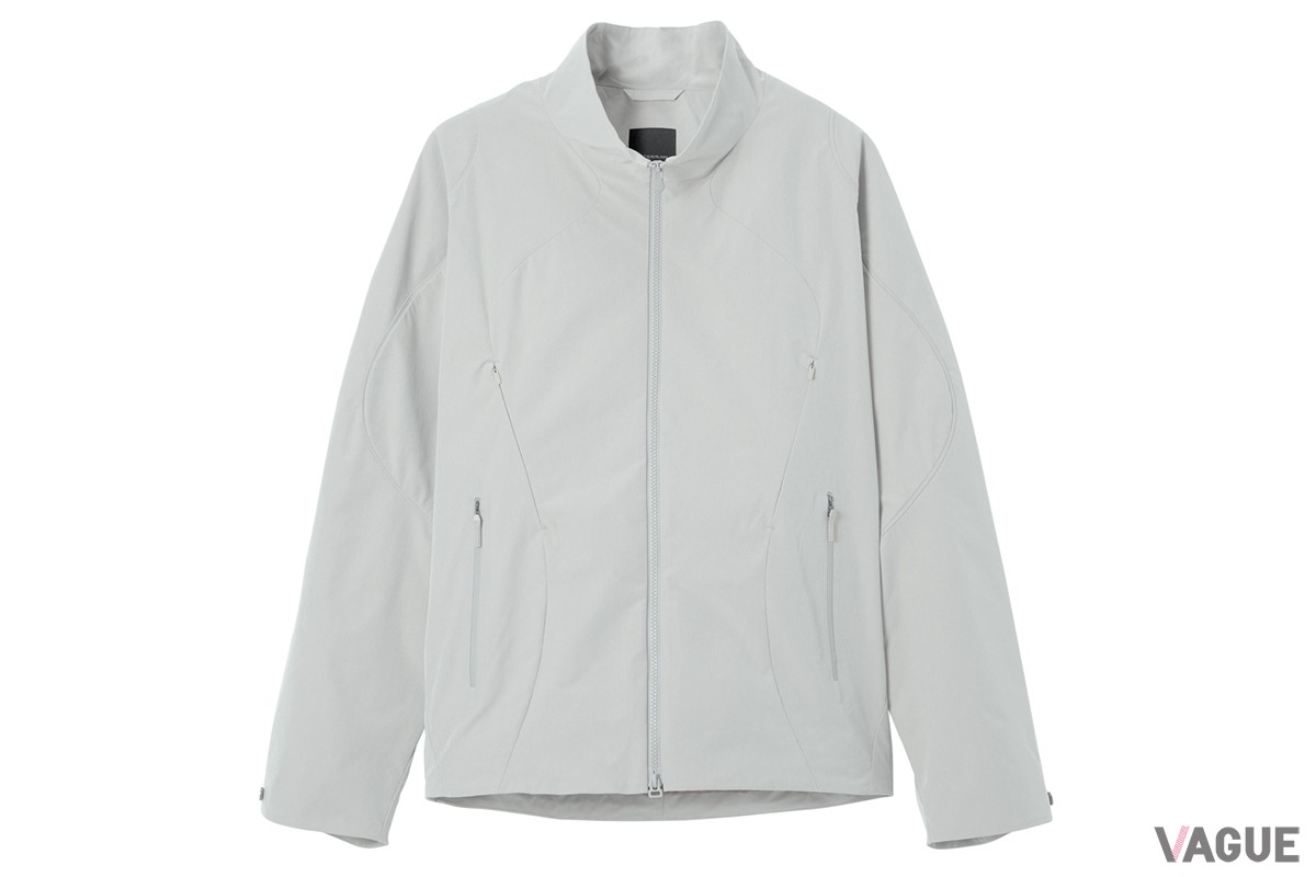 STRETCH WARM JACKET（アイスグレー）：7万7000円