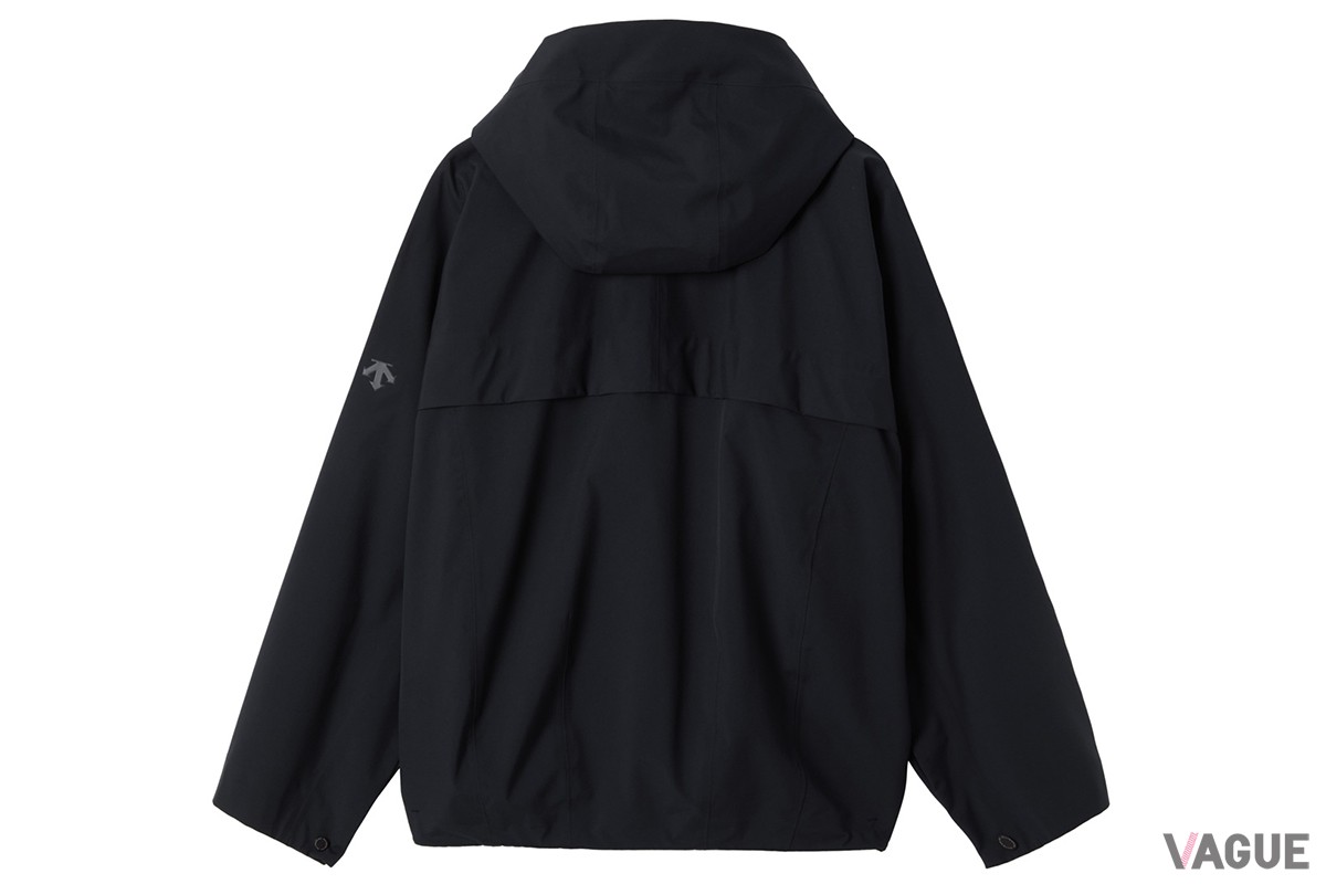 DYNAMIC VENT HARD SHELL JACKET（グラファイトネイビー）：7万9000円