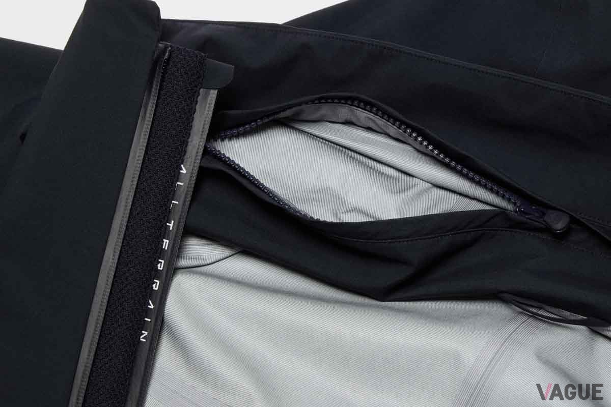 DYNAMIC VENT HARD SHELL JACKET：7万9000円